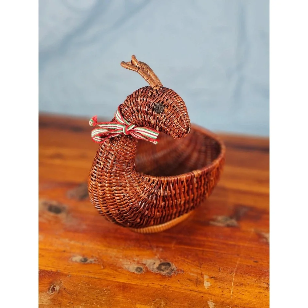 Vintage Wicker Deer Basket Rustic Primitive Holiday Decor Storage